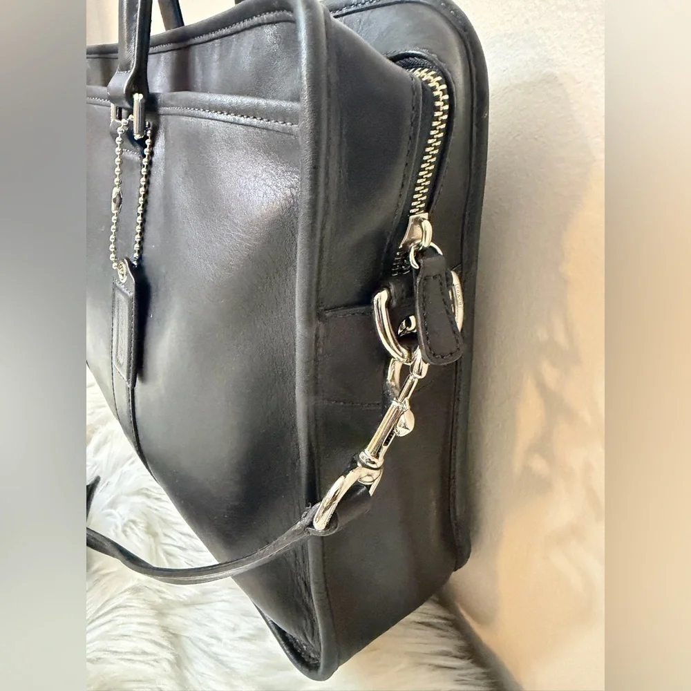 Coach Business 2-way Bag F70374